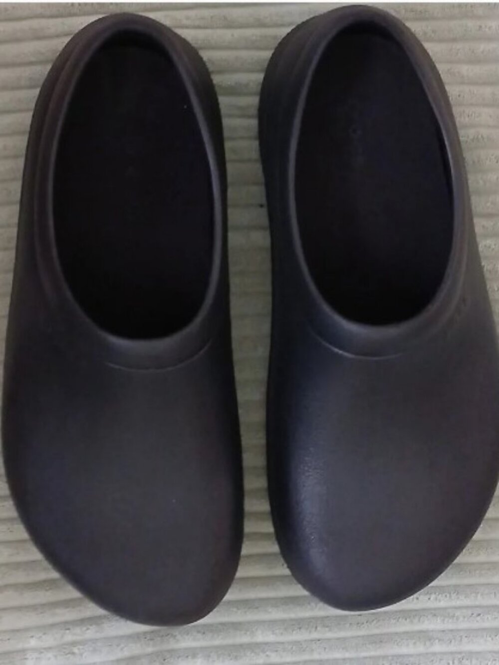 Crocs on the Clock Black Men's Size 9, Women's 11